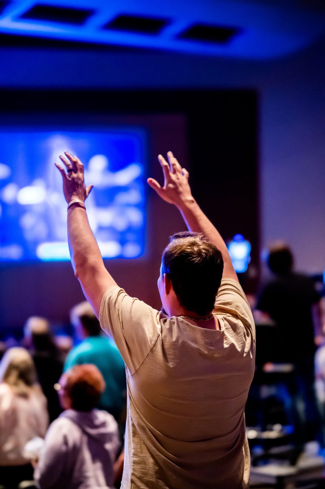 Conferência de Jovens da Igreja Caminhar